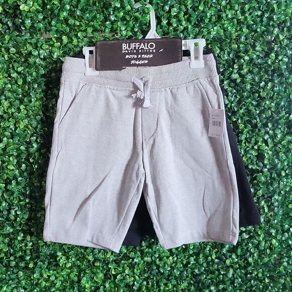 𝅺BOYS 2 pack jogger shorts size 6 - Picture 1 of 4